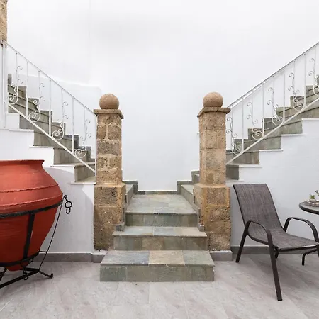 Casa Tradizionale * Rhodes City