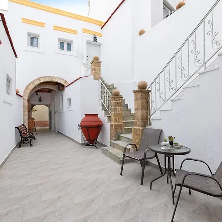 Casa Tradizionale Gæstehus Rhodes City